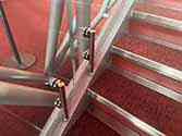 fissaggi a punto con spigots in inox